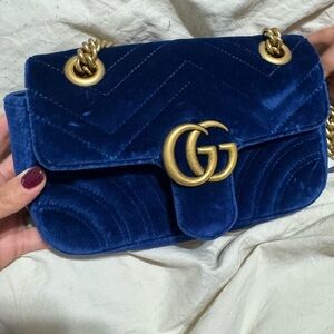 Gucci velvet blue marmont